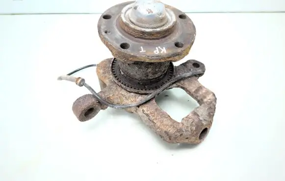 Volkswagen II LT Front wheel hub spindle knuckle 
