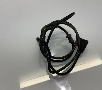 Mercedes-Benz E W211 ABS rear brake sensor A2115402417 2115402417