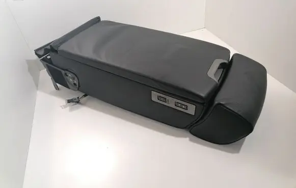 BMW 7 E65 E66 Rear seat armrest 