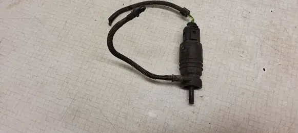 Seat Toledo II (1M) Windscreen/windshield washer pump 1J0973722