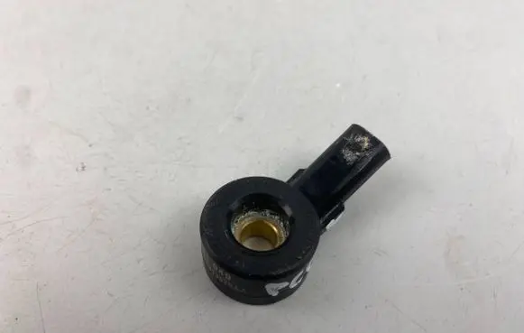 Chrysler Pacifica Detonation knock sensor 68313570AA
