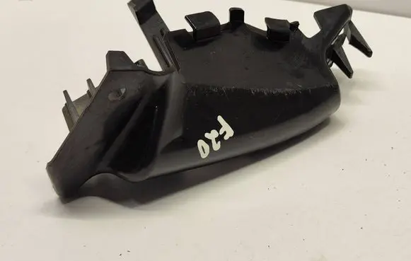 Front bumper mounting bracket