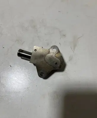Subaru XV II Timing belt/chain tensioner 9040812