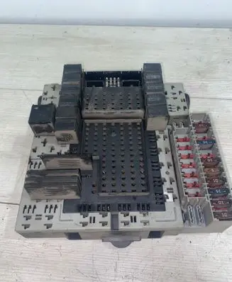 Volvo S80 Fuse box set 8645411 000000729914