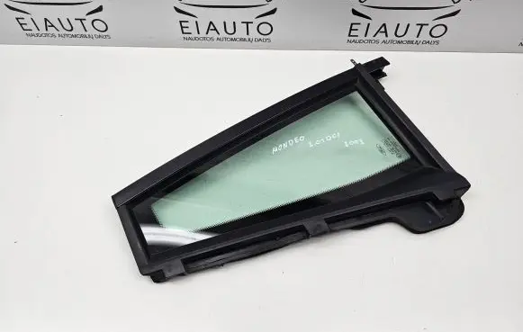 Ford Mondeo Mk III Rear vent window glass N262A36 43R001057