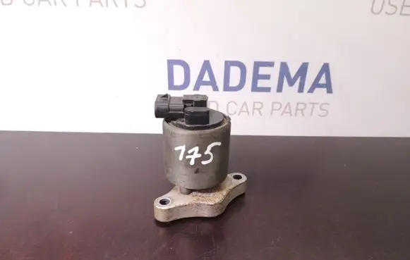 Opel Astra G EGR valve S0685A D175