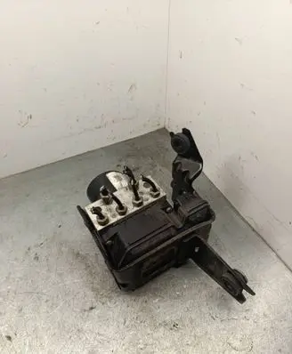 Opel Insignia A ABS Pump 13332549