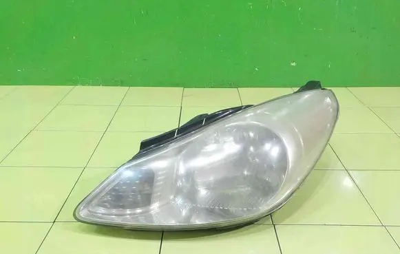Hyundai i10 Headlight/headlamp PRZOD