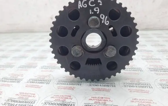 Audi A6 S6 C5 4B Camshaft pulley/ VANOS 038109111E