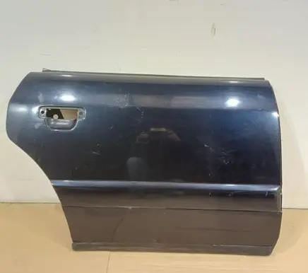 Audi A6 S6 C4 4A Rear door