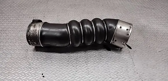 Opel Meriva B Intercooler hose/pipe 13267228