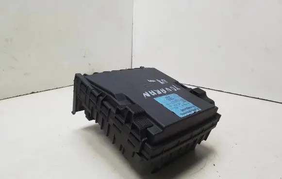 Volkswagen Touran I Fuse box set 1K0937125A D17183071