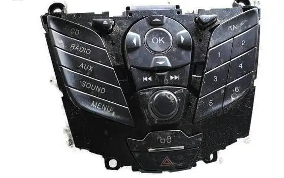 Ford Focus Head unit multimedia control AM5T18K811AD 55B453A1 331409000