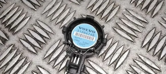 Volvo V70 High frequency speaker in the rear doors 31384748