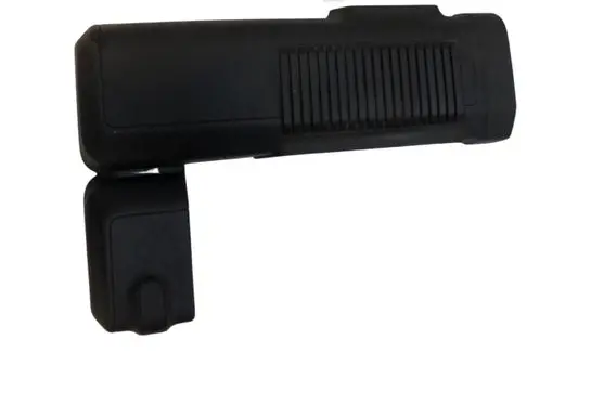 Volkswagen Jetta VI Engine cover (trim) 5C6806441