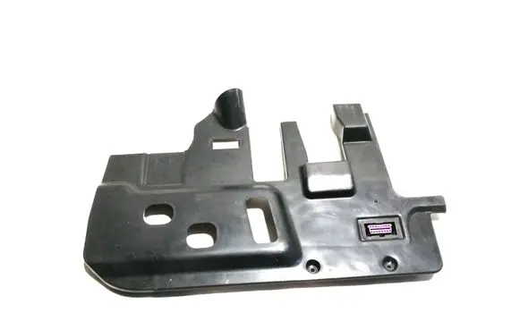 Volkswagen Touareg I Dashboard lower bottom trim panel 7L6815173J