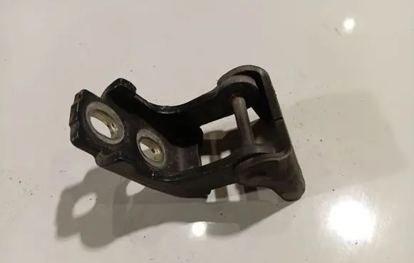 Renault Scenic III - Grand scenic III Rear door lower hinge