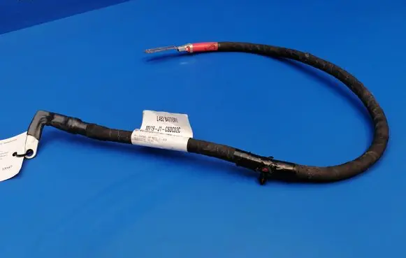 Land Rover Discovery 5 Positive cable (battery) MY19J1CSDC02C