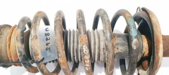 Volkswagen Golf III Front coil spring