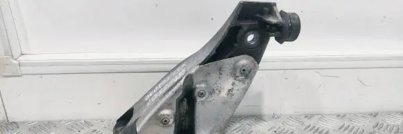 BMW X5 E70 Engine mounting bracket 2211677268002