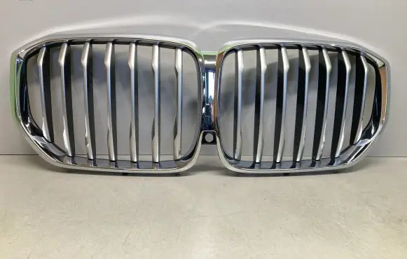 BMW X5 G05 Front bumper upper radiator grill 7454888 7454889 20240006541