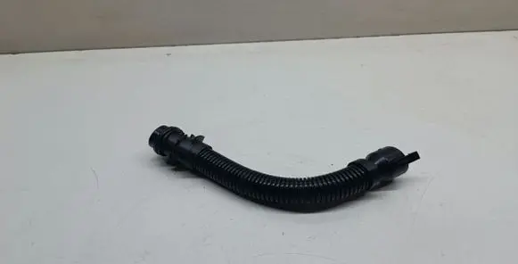 BMW 3 E92 E93 Breather hose/pipe 58650910
