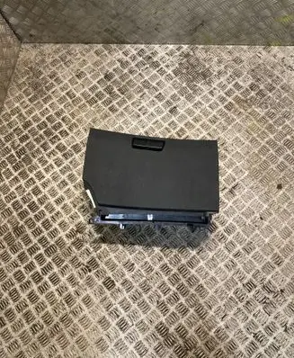 BMW X5 E53 Glove box 8408845