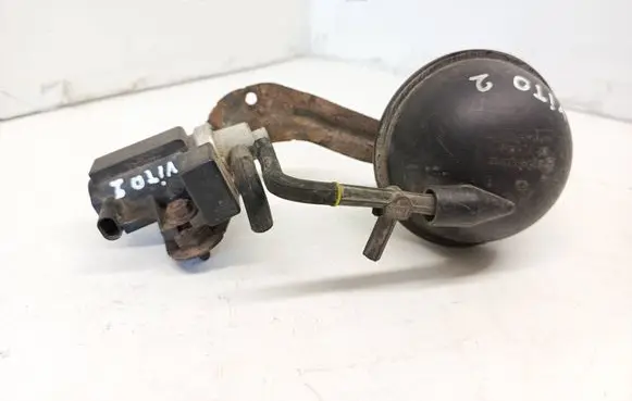 Mercedes-Benz Vito Viano W639 Turbo solenoid valve A0041539328 03T195 70026200