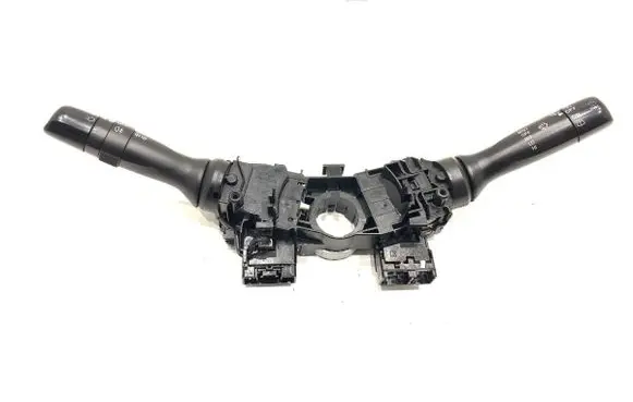 Wiper turn signal indicator stalk/switch