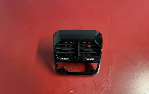 BMW iX Rear air vent grill 9490596