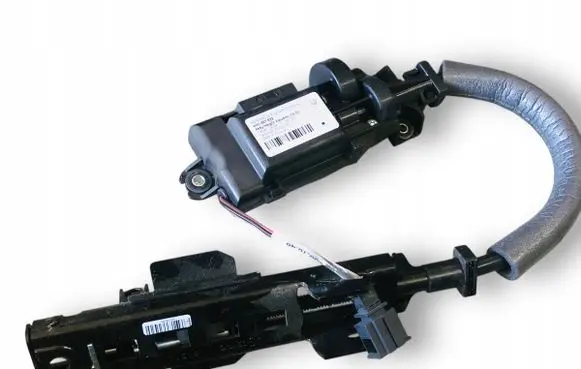 Audi A8 S8 D4 4H Seat belt adjustment motor 4H0867833