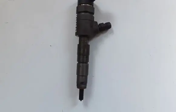 Ford Focus Fuel injector CV6Q9F593AA