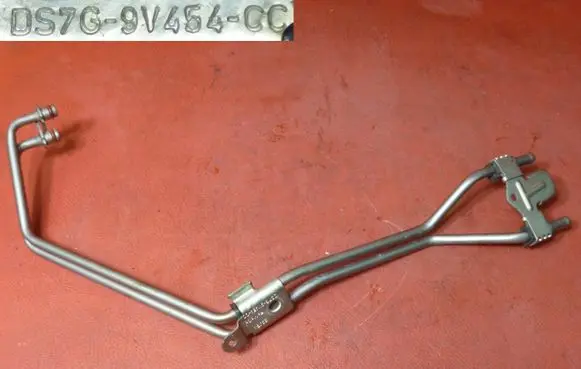 Ford Focus Coolant pipe/hose DS7G9V454CC