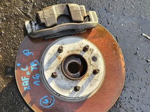 Opel Zafira C Front wheel hub spindle knuckle