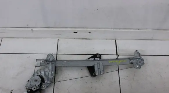 Honda Jazz Front door window regulator with motor 