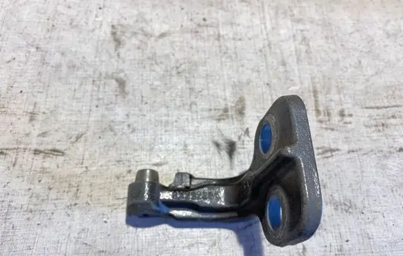Jaguar XJ X351 Rear door lower hinge 8X23228A