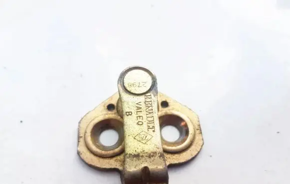 Renault Scenic I Rear door lock loop/hook striker 