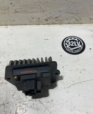 Mazda 626 Heater blower motor/fan resistor KJ180GE4V70