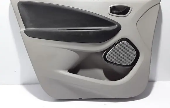 Renault Zoe Front door card panel trim 809011245R