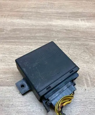 Opel Zafira A Light module LCM 09135156 WITHPLUG
