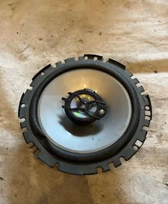 Citroen C4 I Front door speaker 37317
