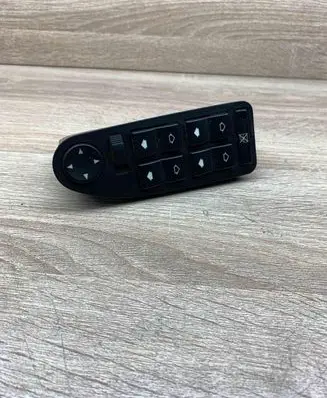 BMW 5 E39 Electric window control switch 6904306