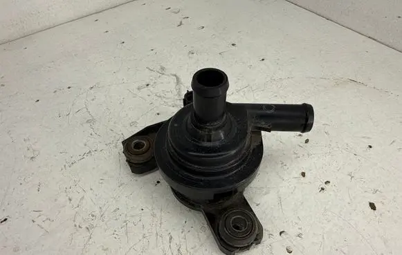 Toyota Prius (XW20) Water pump 0400032528