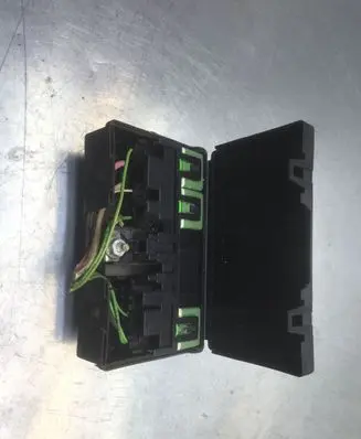 Citroen C5 Fuse module 9632229480 97086100
