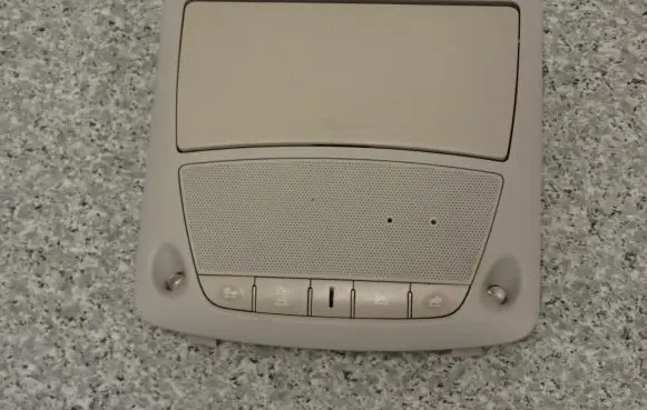 Nissan Pulsar Headlining lighting console trim 