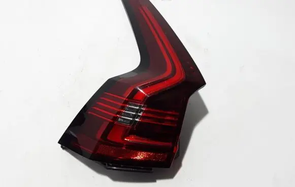 Volvo S90, V90 Rear/tail lights 32337133