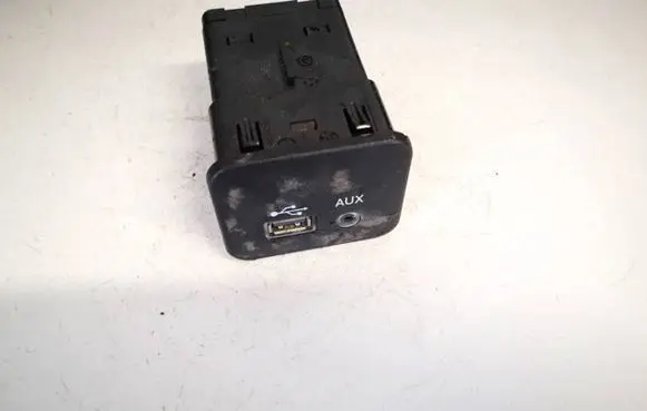 USB socket connector