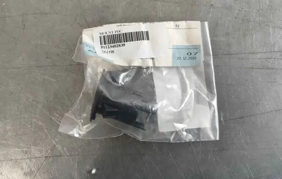 BMW X3 E83 Rear parking sensor holder (PDC) 51123402839