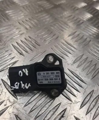 Audi A4 S4 B7 8E 8H Air pressure sensor 038906051C 0281002401 038906081C
