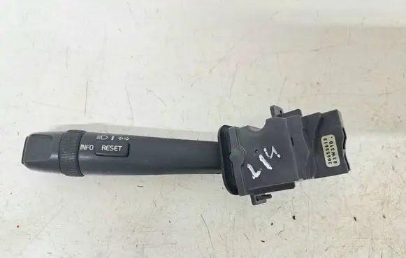 Volvo XC90 Indicator stalk 30658618